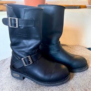 Black Engineer boots size 8